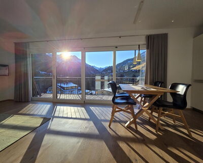 Sonnenbalkon-Luxuslodge "Bärenkopf"